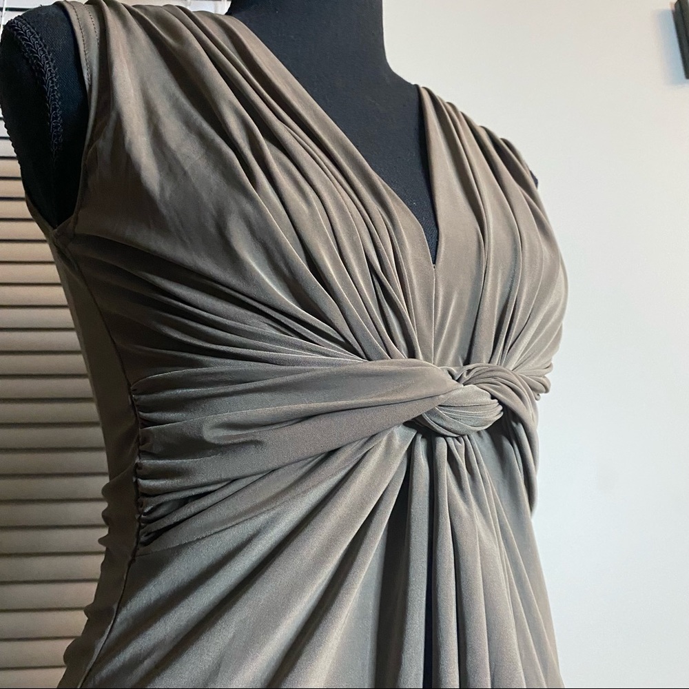 ❤️Mocha front knot sleeveless, dressy top NWOT - Picture 6 of 10
